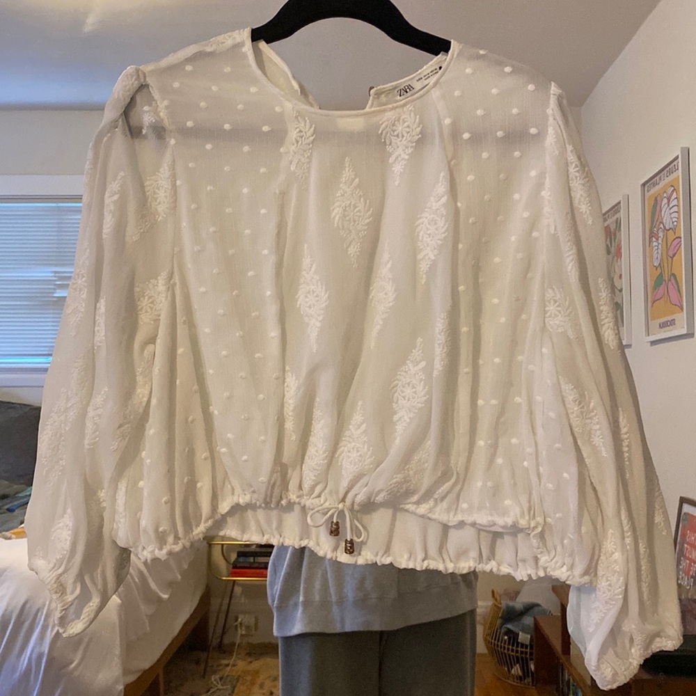 Barely worn white Zara blouse
